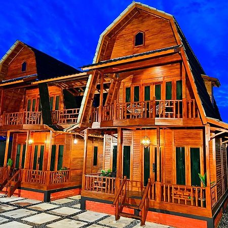 Noerbaya House Bukittinggi Villa Exterior foto